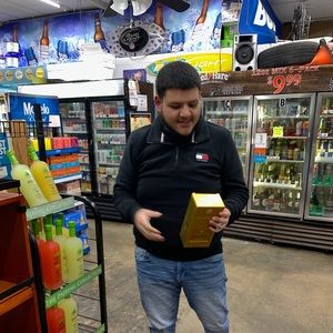 Meet your Posher, Brian